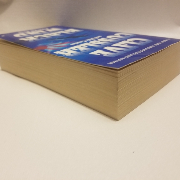 Two EUC action adventure Clive Cussler bks - Picture 11 of 11